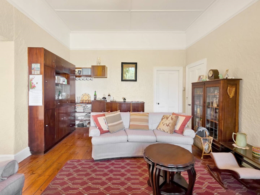 3 Bedroom Property for Sale in Sea Point Western Cape